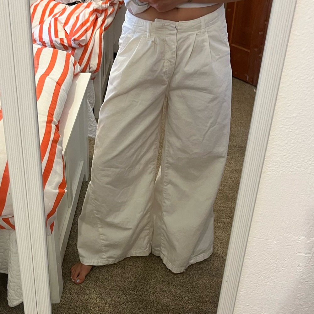 Free people white low rise pants NEW